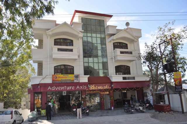 Shivanta Residency Hotel Risikés Kültér fotó