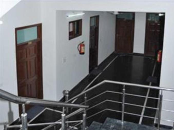 Shivanta Residency Hotel Risikés Kültér fotó